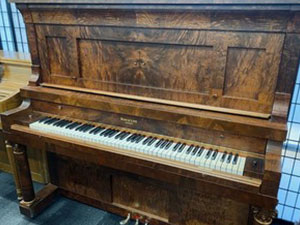 Leading Bainbridge Island piano store in WA near 98061