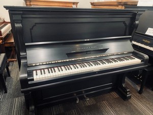 Trusted Enumclaw piano store in WA near 98022