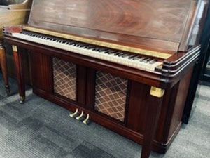 Specialists at Federal Way restoring pianos in WA near 98001